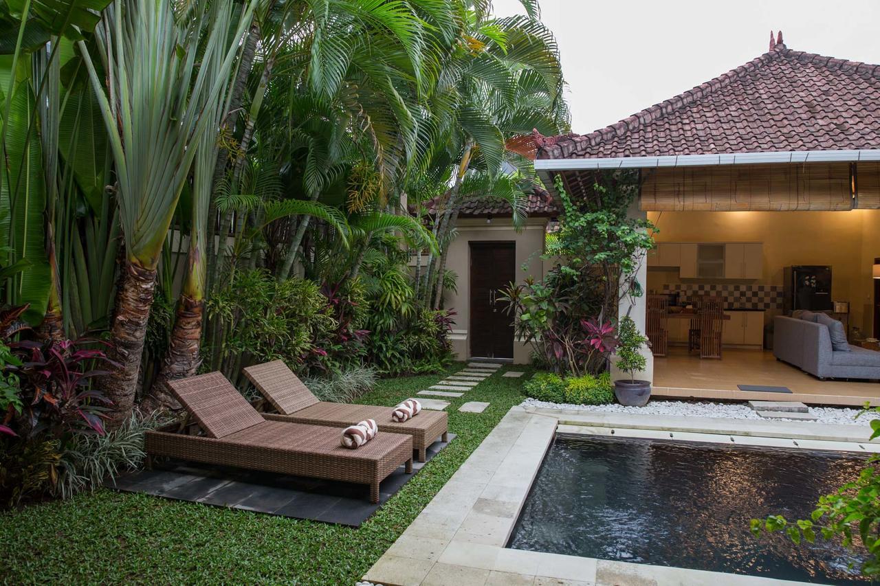 Villa Deshy Seminyak  Exterior photo