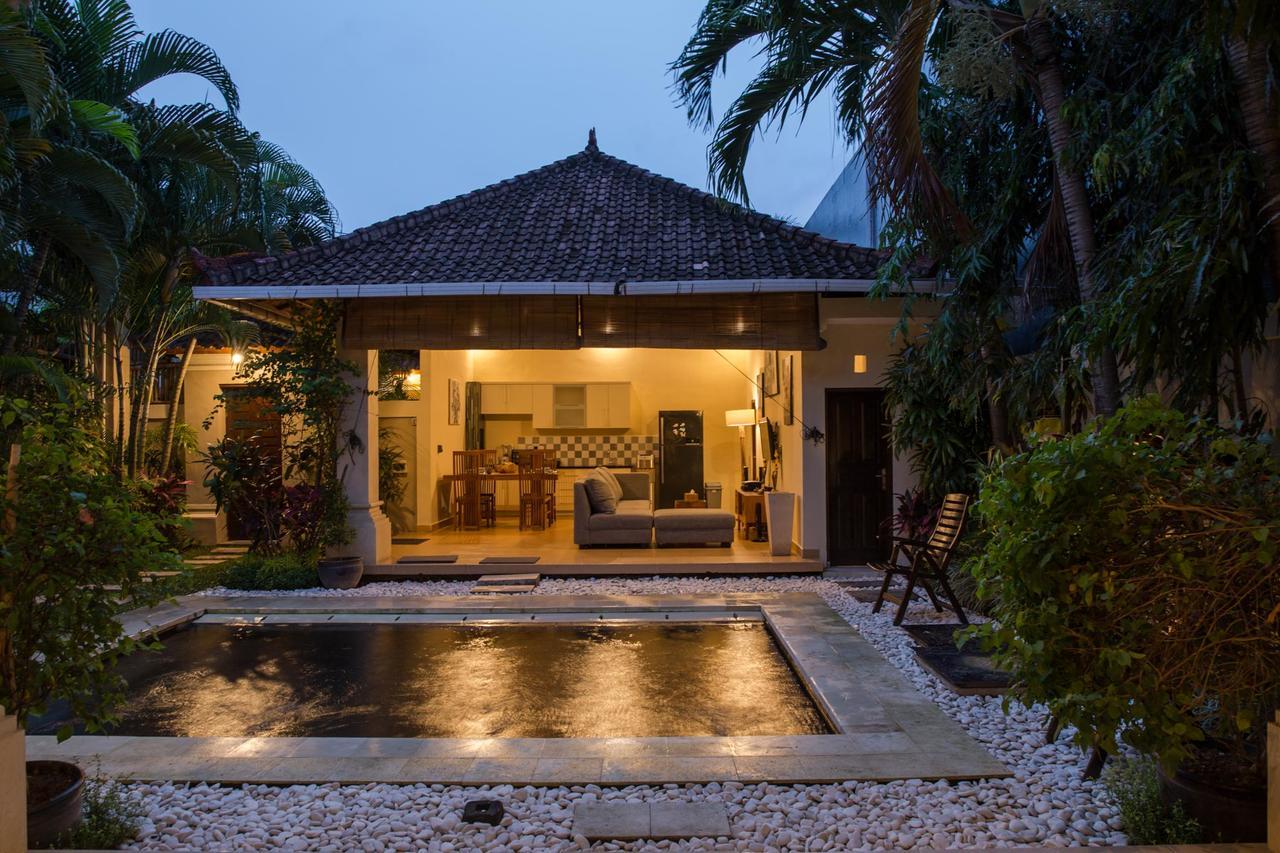 Villa Deshy Seminyak  Exterior photo